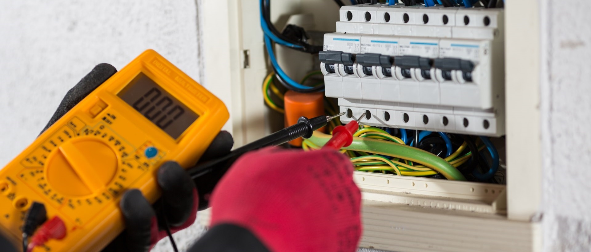 Electricians RM7