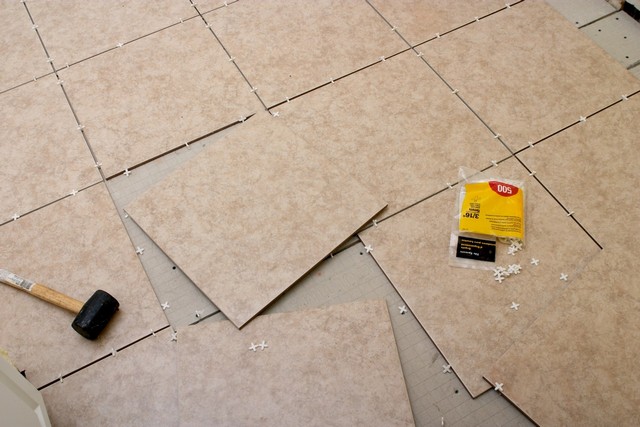 Tiling Rush Green, RM7